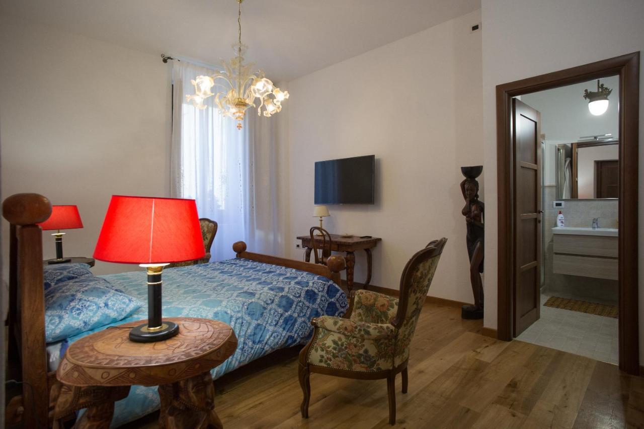 B&B Bone Novelle Dimora Storica Palazzo Zuzi L'Aquila Exterior photo